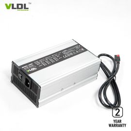 เครื่องชาร์จแบตเตอรี่ลิเธียม 12V 30A 110 - 240Vac อินพุตพร้อม PFC Smart Charging สำหรับ EV 2.5KG